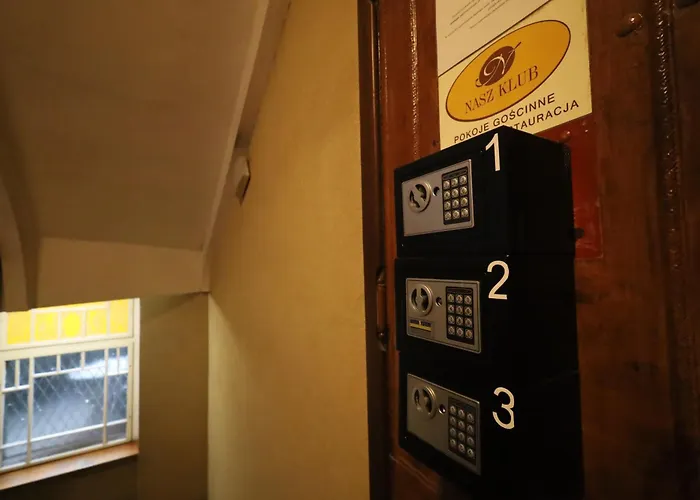 Nasz Klub - Goscinne Bed & Breakfast Poznan