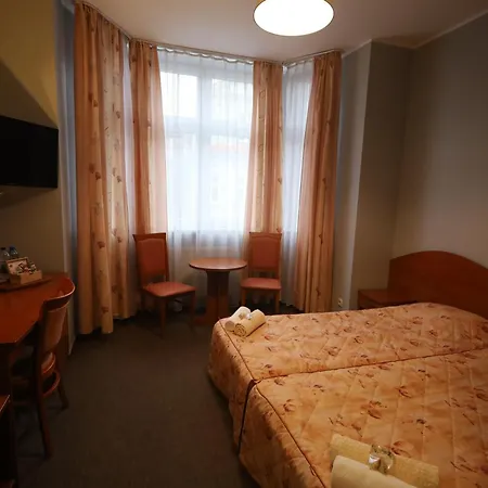 Nasz Klub - Goscinne Bed & Breakfast Poznaň